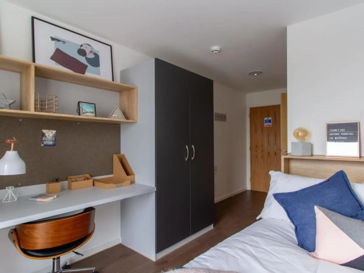 Comfy Private Bedrooms, Studios And Apartments At Bailey Fields In Sheffield United Kingdom